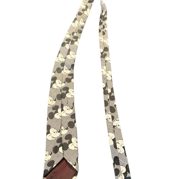 VTG 70’s Disney Mickey Mouse Cervantes Silk Tie - Picture 2 of 3